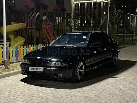 BMW 528 1997 года за 4 200 000 тг. в Актау