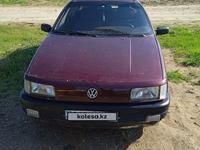 Volkswagen Passat 1993 годаүшін1 000 000 тг. в Тараз