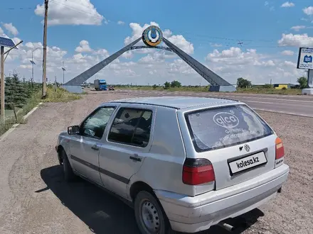 Volkswagen Golf 1993 года за 650 000 тг. в Караганда – фото 10