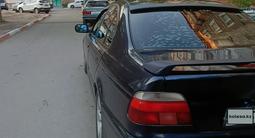 BMW 528 1998 года за 3 300 000 тг. в Сатпаев – фото 4