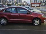 Volkswagen Polo 2015 годаfor4 850 000 тг. в Астана – фото 2