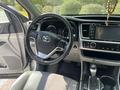 Toyota Highlander 2017 года за 17 000 000 тг. в Астана – фото 5
