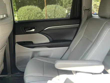 Toyota Highlander 2017 года за 17 000 000 тг. в Астана – фото 6