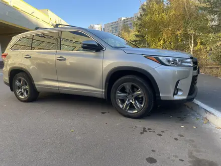 Toyota Highlander 2017 года за 17 000 000 тг. в Астана – фото 14