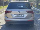 Volkswagen Tiguan 2017 года за 9 300 000 тг. в Костанай – фото 5