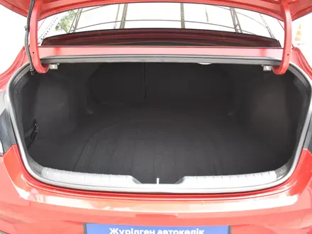 Hyundai Elantra Luxe 2022 года за 8 190 000 тг. в Алматы – фото 12