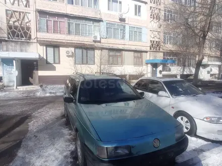 Volkswagen Passat 1992 года за 1 200 000 тг. в Тараз – фото 2