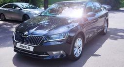 Skoda Superb 2018 года за 12 000 000 тг. в Алматы