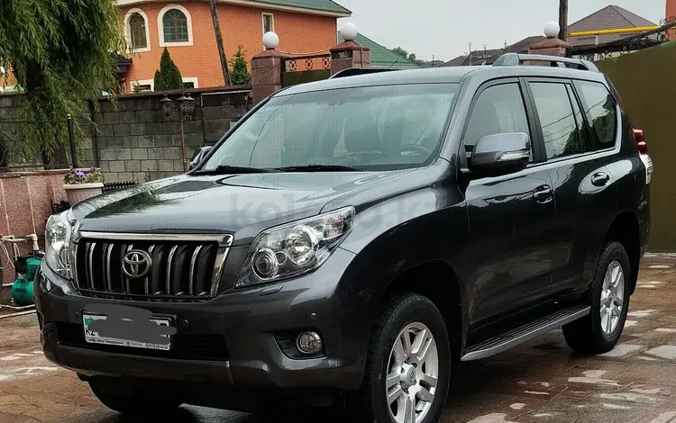 Toyota Land Cruiser Prado 2010 года за 19 990 000 тг. в Алматы