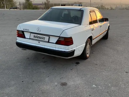 Mercedes-Benz E 230 1988 года за 750 000 тг. в Ленгер – фото 13