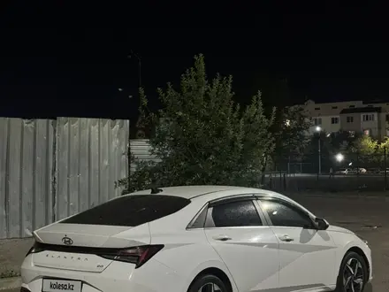 Hyundai Elantra 2022 года за 7 500 000 тг. в Алматы – фото 2