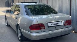Mercedes-Benz E 320 1998 года за 2 900 000 тг. в Алматы – фото 5