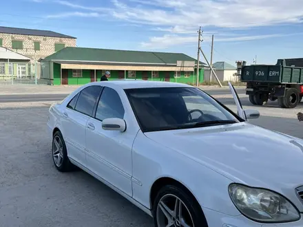 Mercedes-Benz S 320 2001 года за 4 500 000 тг. в Жанаозен – фото 6