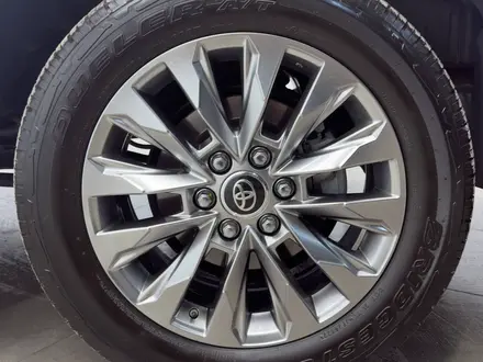 Toyota Land Cruiser Premium+ 2021 года за 47 500 000 тг. в Алматы – фото 18