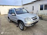 Chevrolet Niva 2014 года за 3 150 000 тг. в Атырау – фото 3