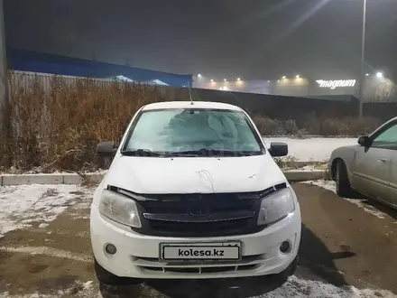 ВАЗ (Lada) Granta 2190 2013 года за 2 150 000 тг. в Усть-Каменогорск