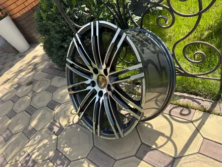 Кованые диски R21 на Porsche Cayenne (Порш Кайен) за 800 000 тг. в Алматы – фото 3