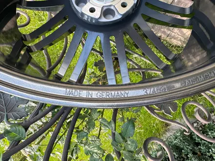 Кованые диски R21 на Porsche Cayenne (Порш Кайен) за 800 000 тг. в Алматы – фото 7