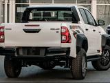 Toyota Hilux GR Sport 2025 года за 32 000 000 тг. в Алматы – фото 5