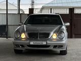 Mercedes-Benz E 320 2000 года за 5 000 000 тг. в Кызылорда – фото 4