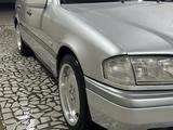 Mercedes-Benz C 280 1996 года за 2 600 000 тг. в Актау – фото 2