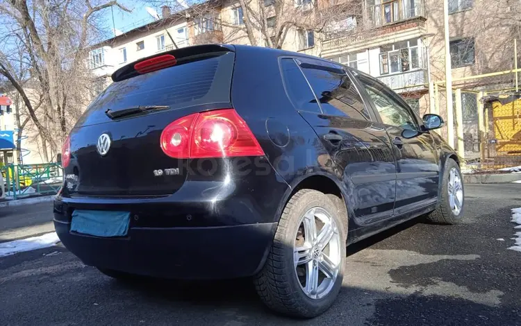 Volkswagen Golf 2004 годаүшін2 995 000 тг. в Талдыкорган