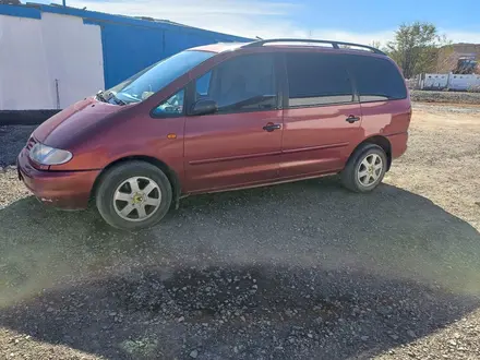 Volkswagen Sharan 1995 года за 2 400 000 тг. в Караганда – фото 3
