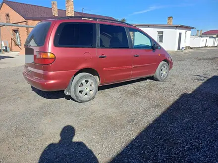 Volkswagen Sharan 1995 года за 2 400 000 тг. в Караганда – фото 4