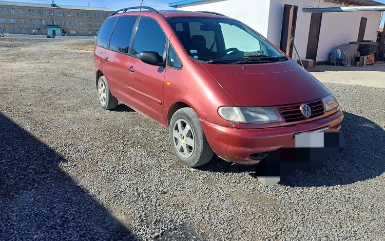 Volkswagen Sharan 1995 года за 2 400 000 тг. в Караганда
