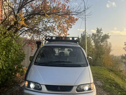 Mitsubishi Delica 2006 года за 9 600 000 тг. в Алматы – фото 2