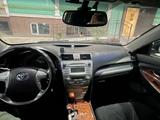 Toyota Camry 2008 года за 6 500 000 тг. в Актау – фото 2