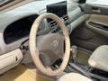 Toyota Camry 2004 года за 5 500 000 тг. в Актобе – фото 12