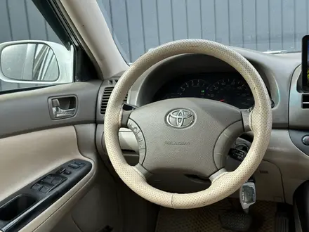 Toyota Camry 2004 года за 5 500 000 тг. в Актобе – фото 5