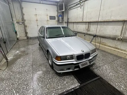 BMW 328 1998 года за 3 500 000 тг. в Рудный – фото 5