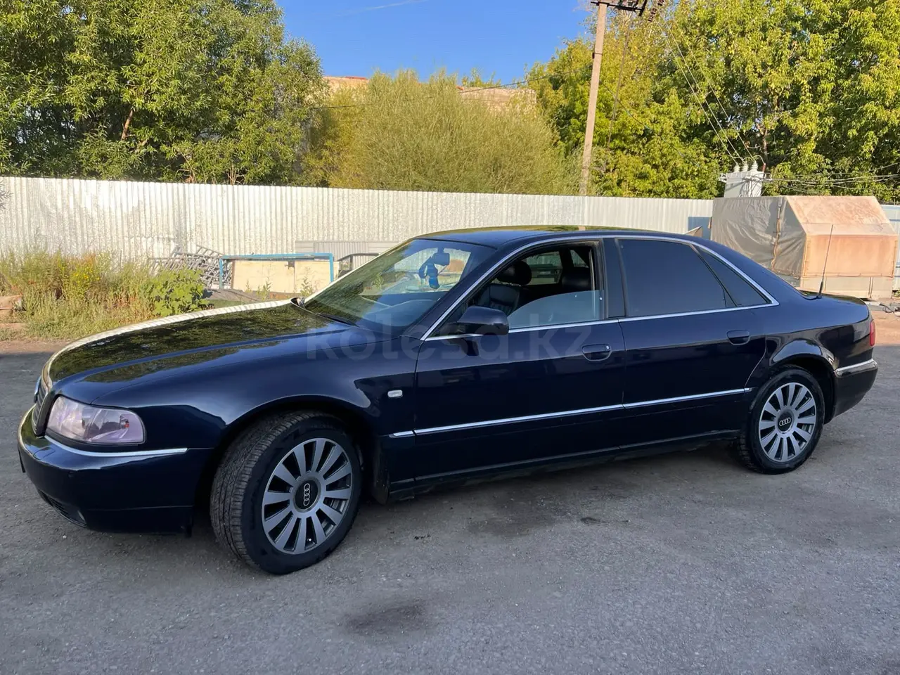 Audi A8, 2001