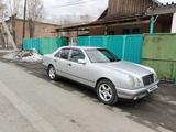 Mercedes-Benz E 230 1997 года за 3 800 000 тг. в Усть-Каменогорск – фото 4