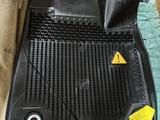 Оригинальный резиновый черный Коврик, полик для салона Highlander 2013-2019 за 45 000 тг. в Алматы – фото 3