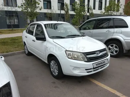 ВАЗ (Lada) Granta 2190 2013 года за 1 600 000 тг. в Астана – фото 2