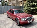 Mercedes-Benz E 250 1995 годаүшін2 490 000 тг. в Алматы