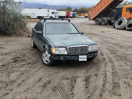 Mercedes-Benz E 220 1994 года за 1 500 000 тг. в Алматы – фото 6