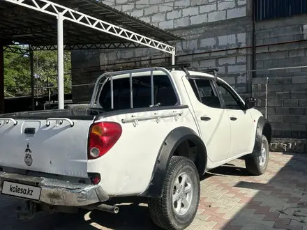 Mitsubishi L200 2007 года за 4 300 000 тг. в Алматы – фото 2