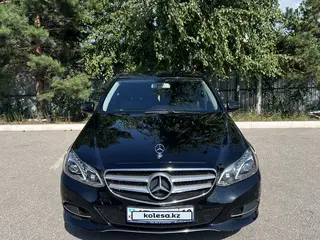 Mercedes-Benz E-Class, 2015