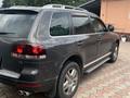 Volkswagen Touareg 2007 года за 8 200 000 тг. в Алматы – фото 4