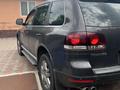 Volkswagen Touareg 2007 года за 8 200 000 тг. в Алматы – фото 5