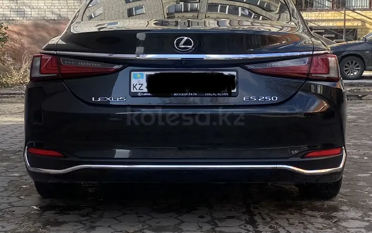 Lexus ES 250 2019 годаүшін21 000 000 тг. в Семей