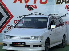 Mitsubishi Chariot, 1997