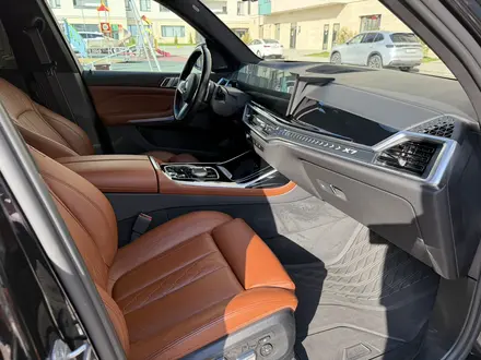 BMW X7 2022 года за 57 000 000 тг. в Алматы – фото 10