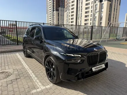 BMW X7 2022 года за 57 000 000 тг. в Алматы