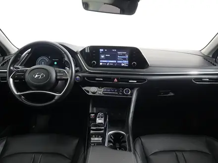 Hyundai Sonata 2020 года за 10 320 000 тг. в Астана – фото 17