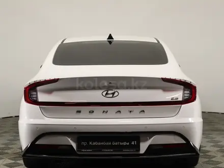 Hyundai Sonata 2020 года за 10 320 000 тг. в Астана – фото 5
